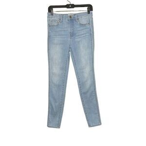 Crescent Drive Mid Rise Light Blue Skinny Jeans Size 28